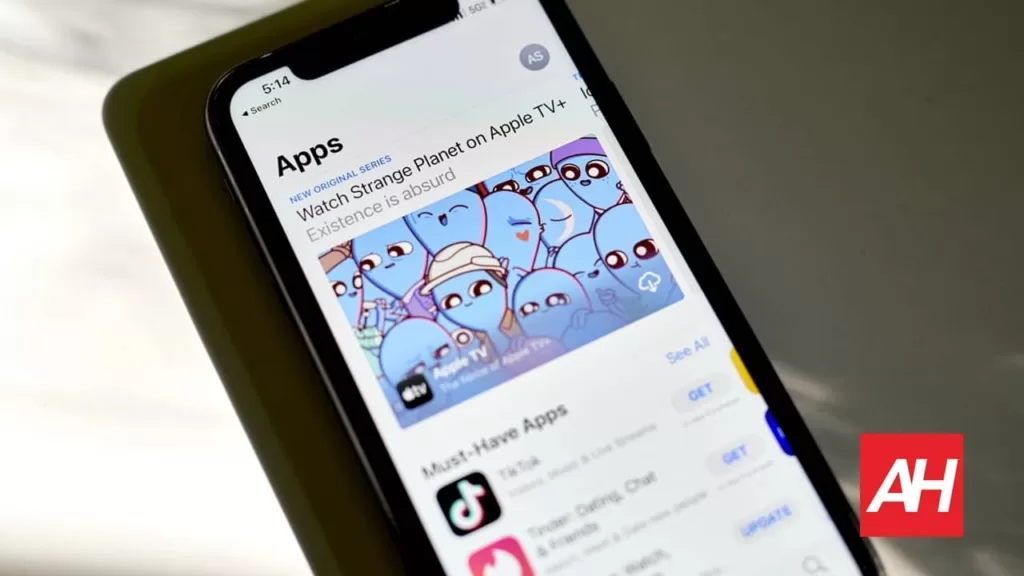 Apple allows iPhone users to uninstall the iOS App Store
