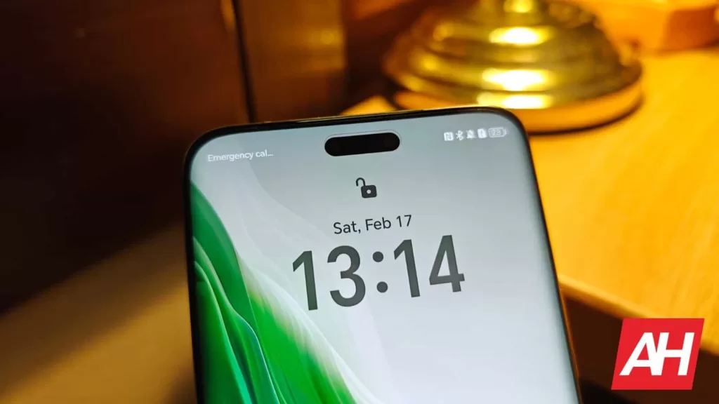 Featured image for HONOR CEO gives everyone a first look at the Magic7 Pro flagship