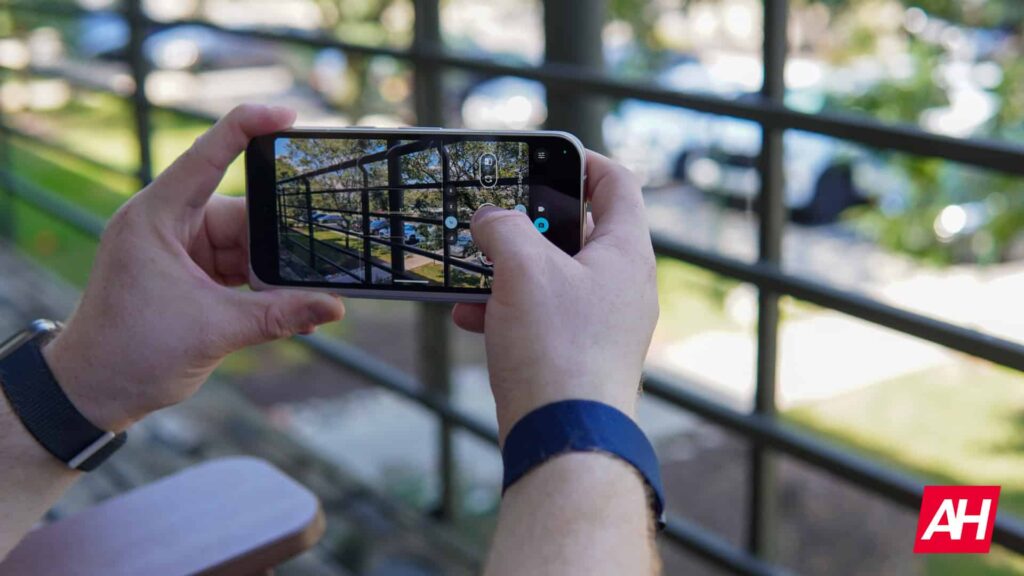 Google to bring RAW support to third-party camera apps in Android