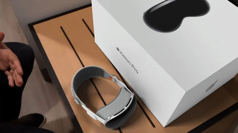 Rumor: Apple Store retail locations to begin reducing Vision Pro retail/demo space