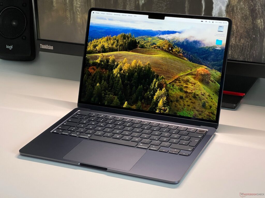 Apple l'iPhone 17 Air, le MacBook Pro et le Vision Pro devraient bénéficier du modem 5G de Apple