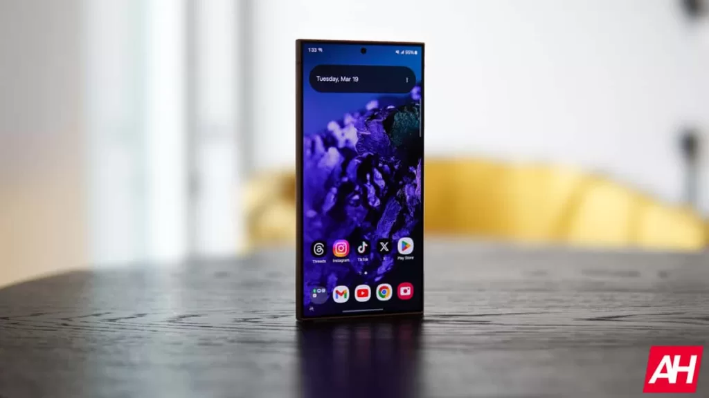 One UI 7 will offer a vertical app drawer to quickly find apps