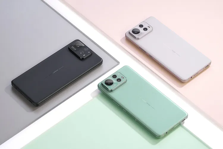 ASUS ZenFone 12 Ultra official image 1