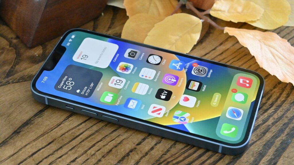 Rumor: Next-gen iPhone SE could be renamed “iPhone 16E”